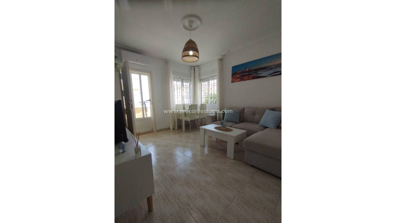 Resale - Apartment - Torrevieja - Cabo Cervera