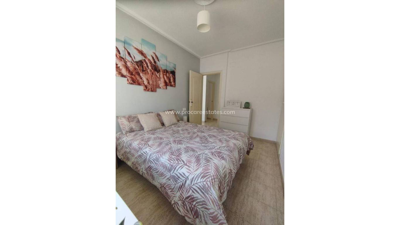 Resale - Apartment - Torrevieja - Cabo Cervera