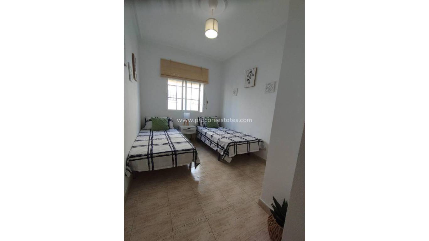 Resale - Apartment - Torrevieja - Cabo Cervera