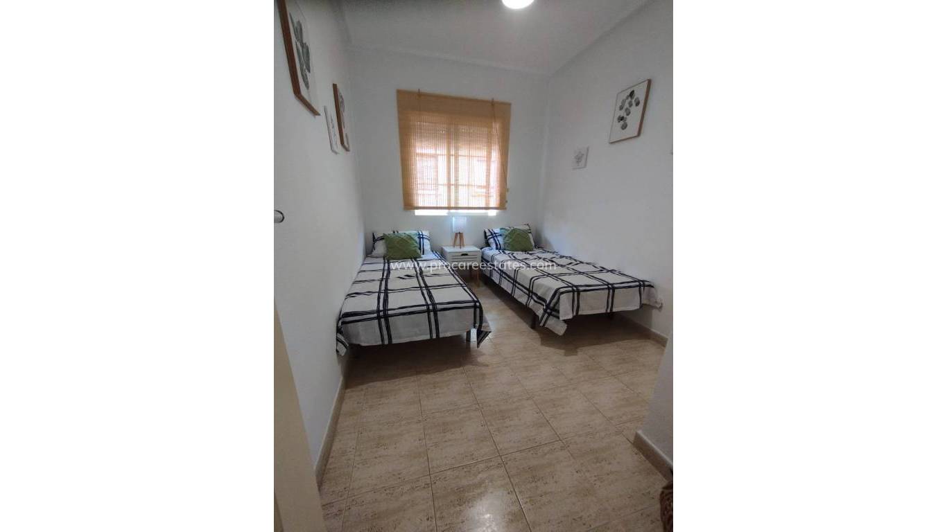 Resale - Apartment - Torrevieja - Cabo Cervera