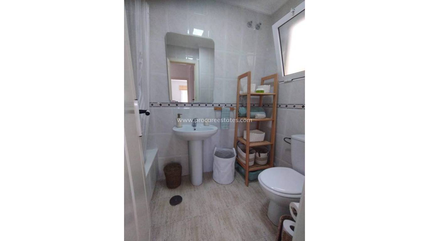 Resale - Apartment - Torrevieja - Cabo Cervera