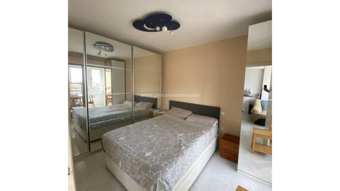 Resale - Apartment - Torrevieja - Cabo Cervera