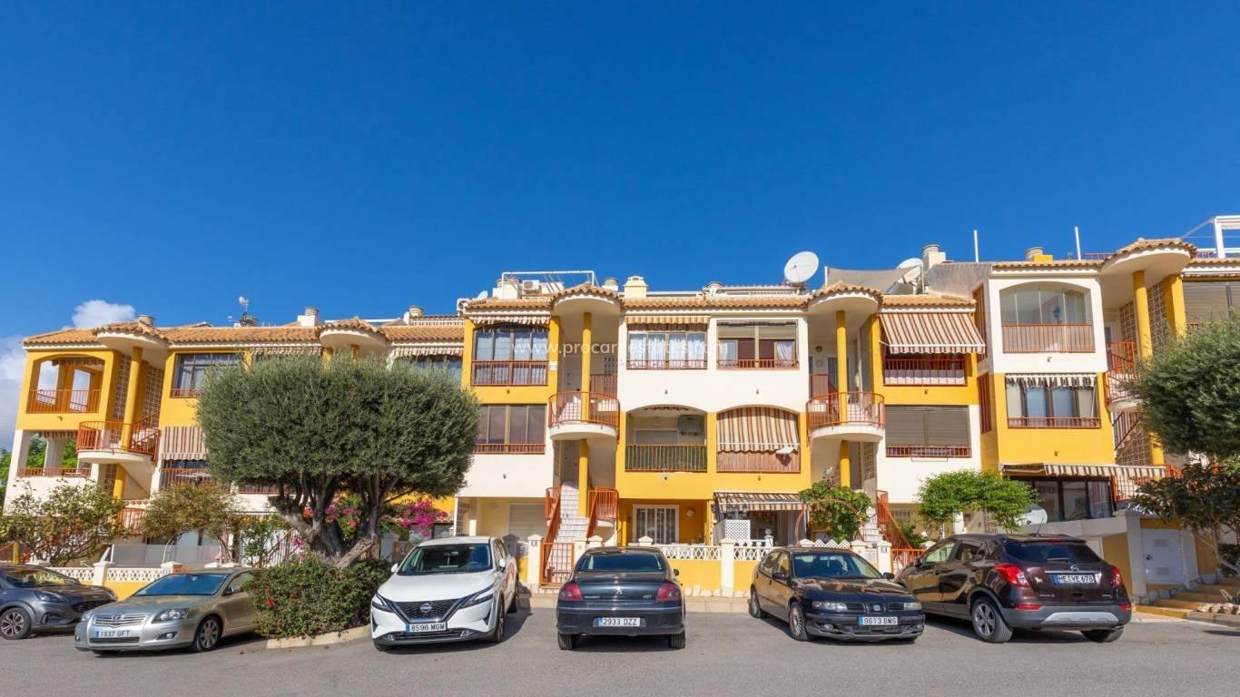 Resale - Apartment - Torrevieja - Cabo Cervera