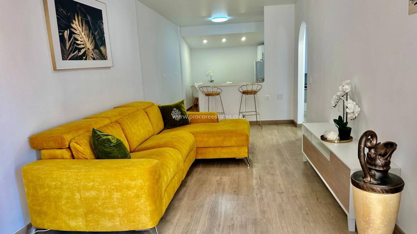 Resale - Apartment - Torrevieja - Cabo Cervera