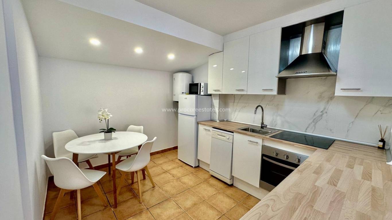 Resale - Apartment - Torrevieja - Cabo Cervera