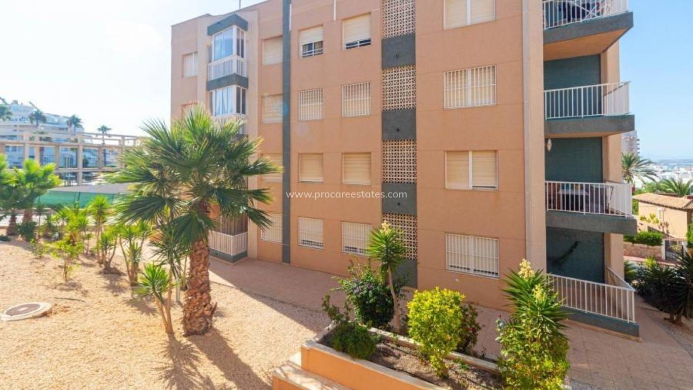 Resale - Apartment - Torrevieja - Cabo Cervera