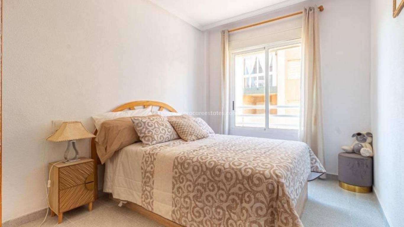 Resale - Apartment - Torrevieja - Cabo Cervera