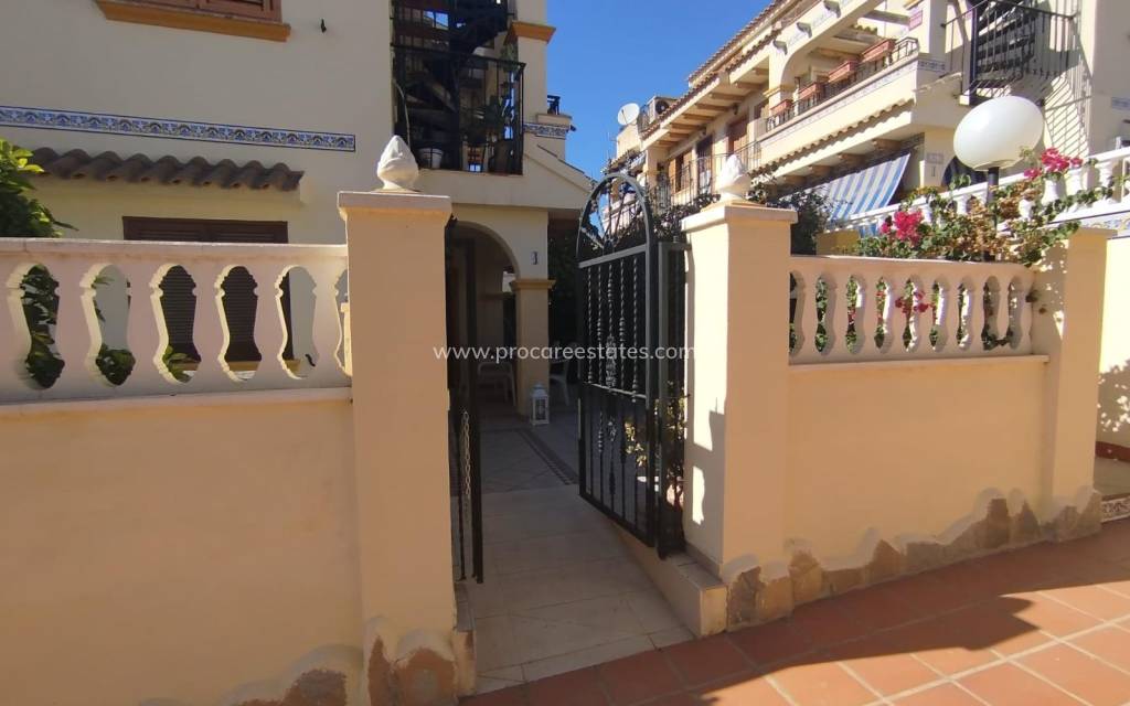 Resale - Apartment - Torrevieja - Cabo Cervera