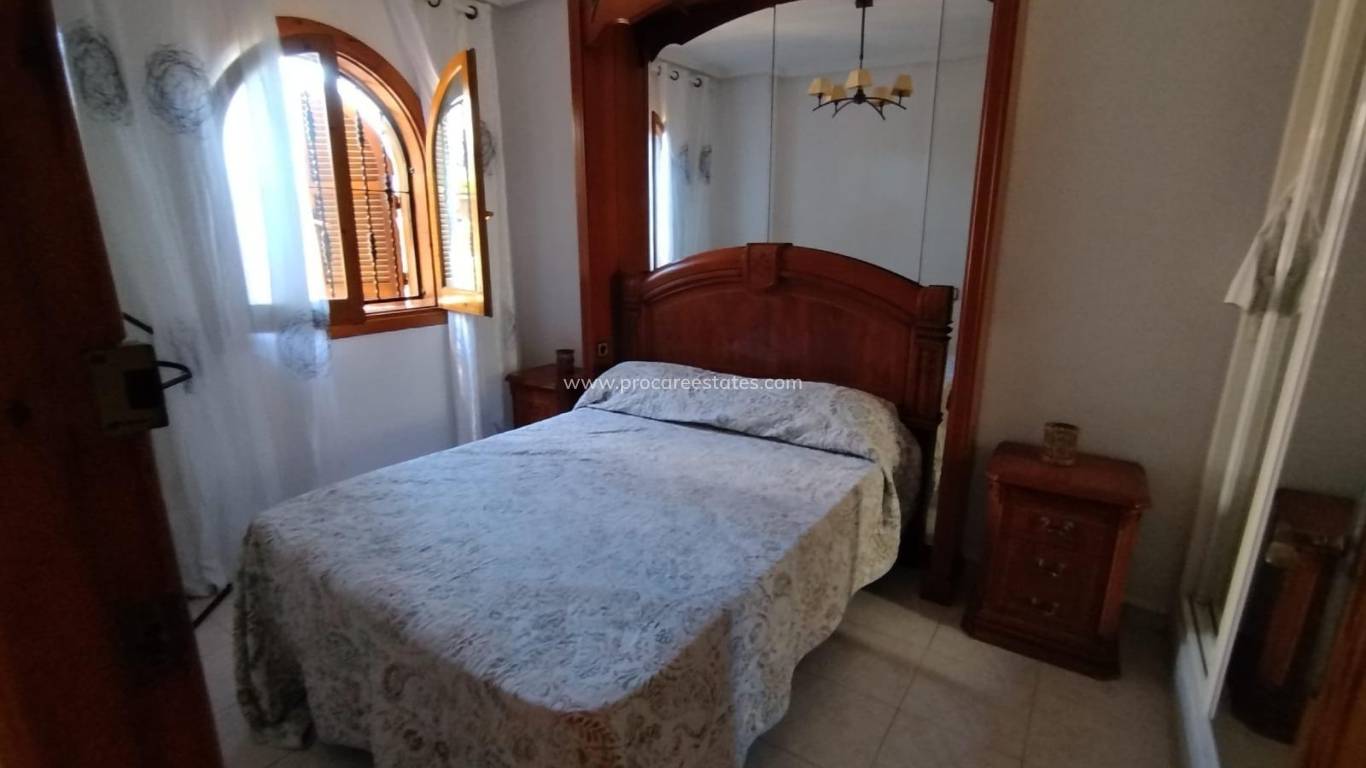 Resale - Apartment - Torrevieja - Cabo Cervera