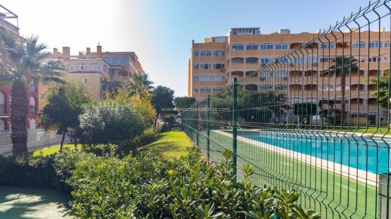 Resale - Apartment - Torrevieja - Cabo Cervera