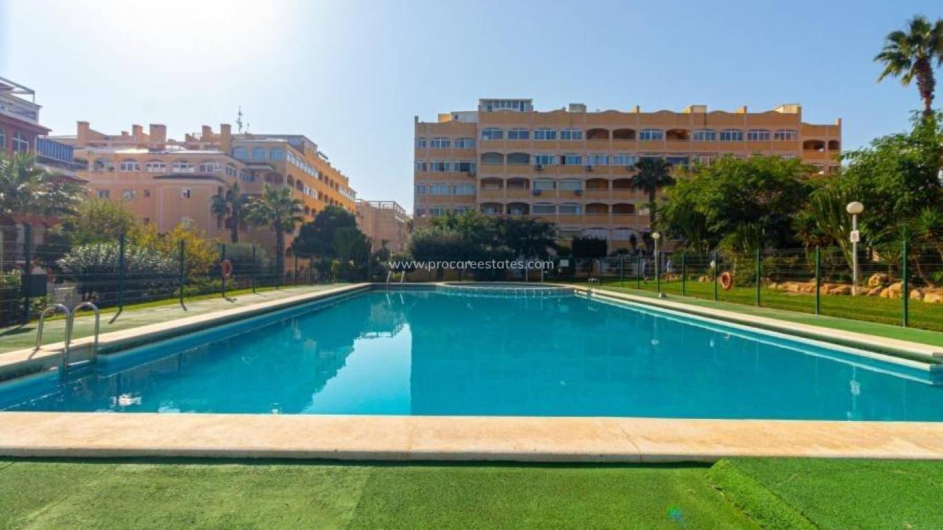 Resale - Apartment - Torrevieja - Cabo Cervera