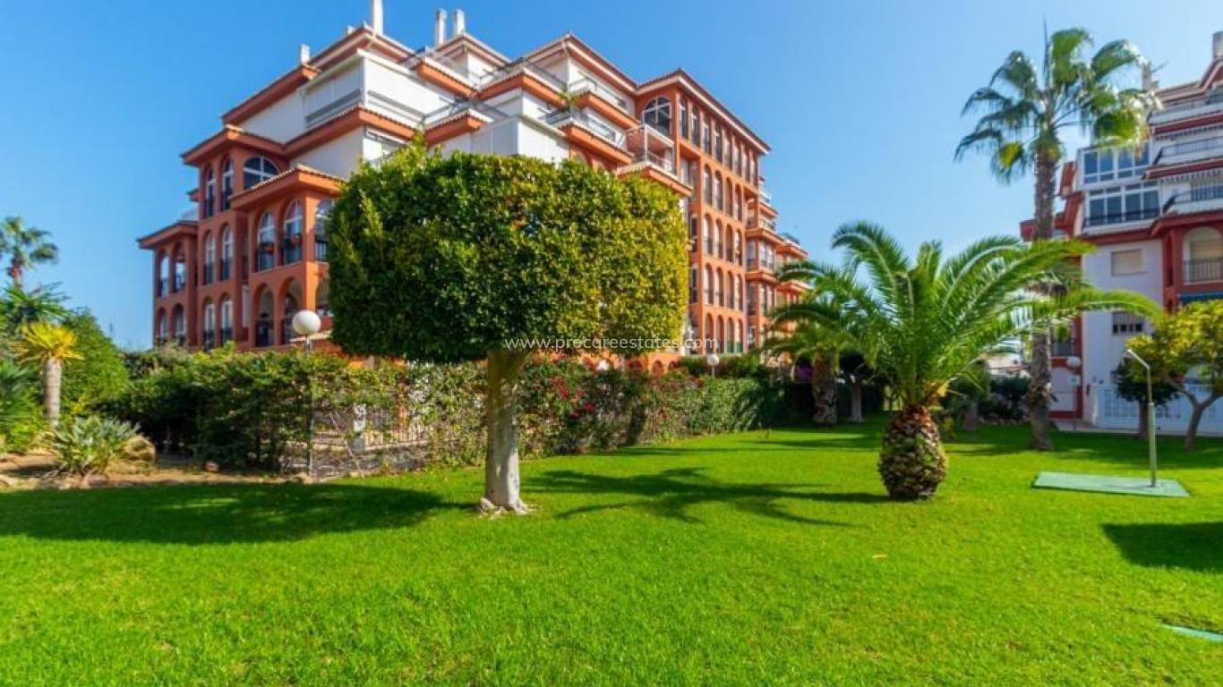 Resale - Apartment - Torrevieja - Cabo Cervera