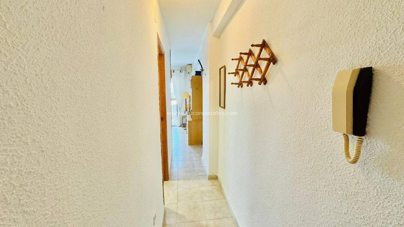 Resale - Apartment - Torrevieja - Cabo Cervera