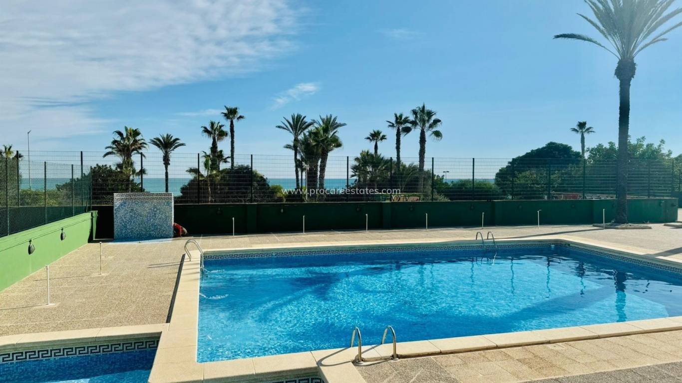 Resale - Apartment - Torrevieja - Cabo Cervera