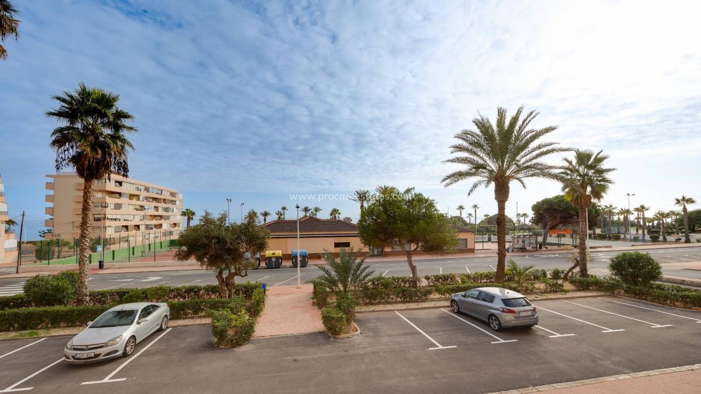 Resale - Apartment - Torrevieja - Cabo Cervera