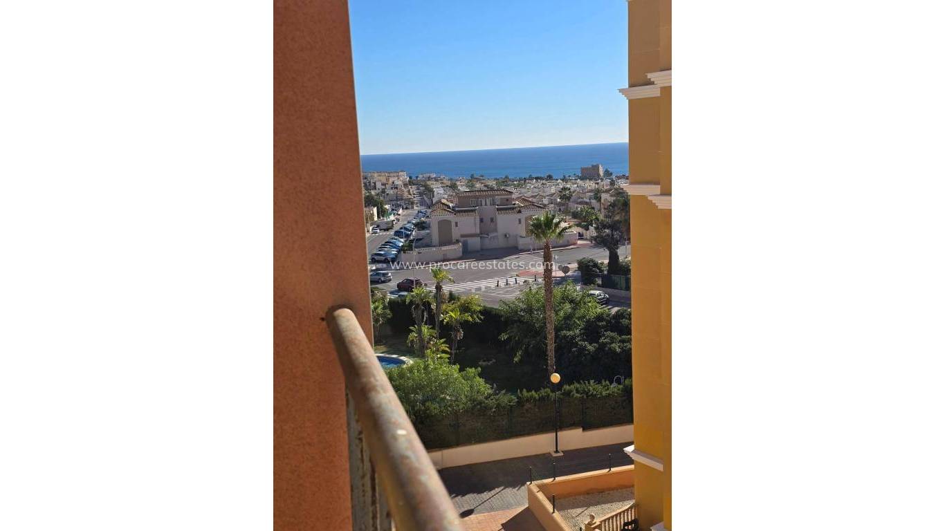 Resale - Apartment - Torrevieja - Cabo Cervera