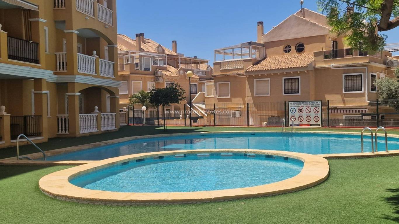 Resale - Apartment - Torrevieja - Cabo Cervera