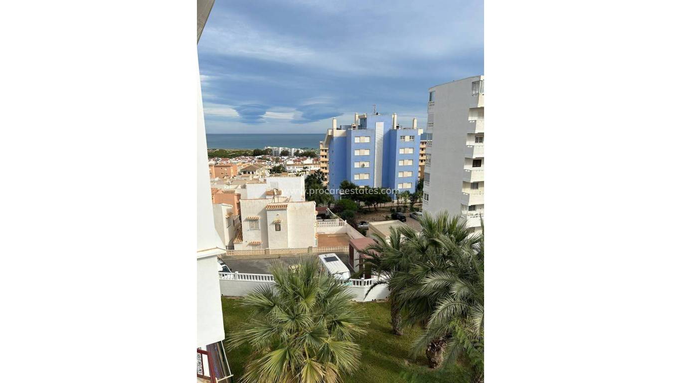 Resale - Apartment - Torrevieja - Cabo Cervera