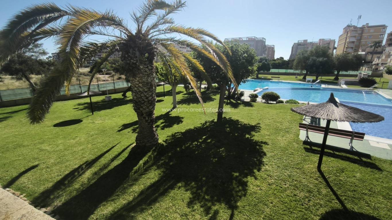 Resale - Apartment - Torrevieja - Cabo Cervera