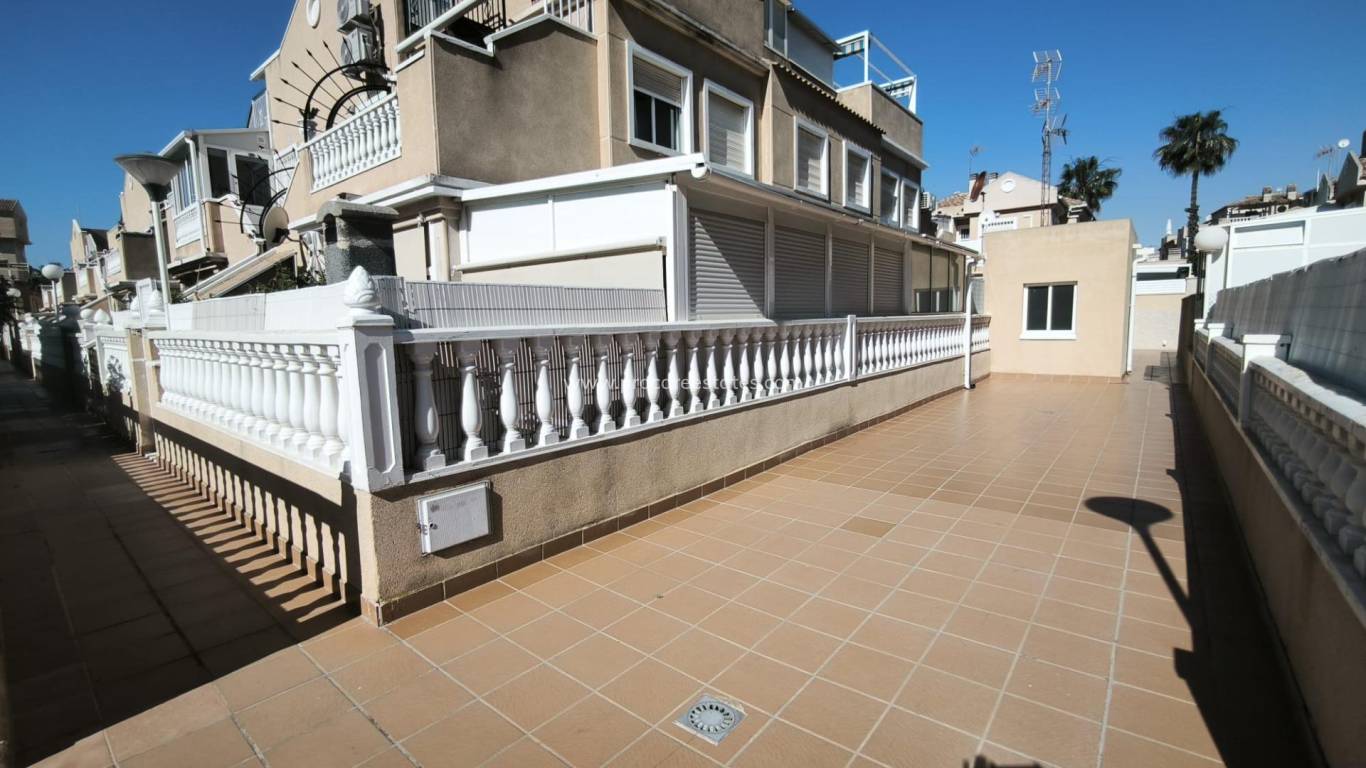 Resale - Apartment - Torrevieja - Cabo Cervera