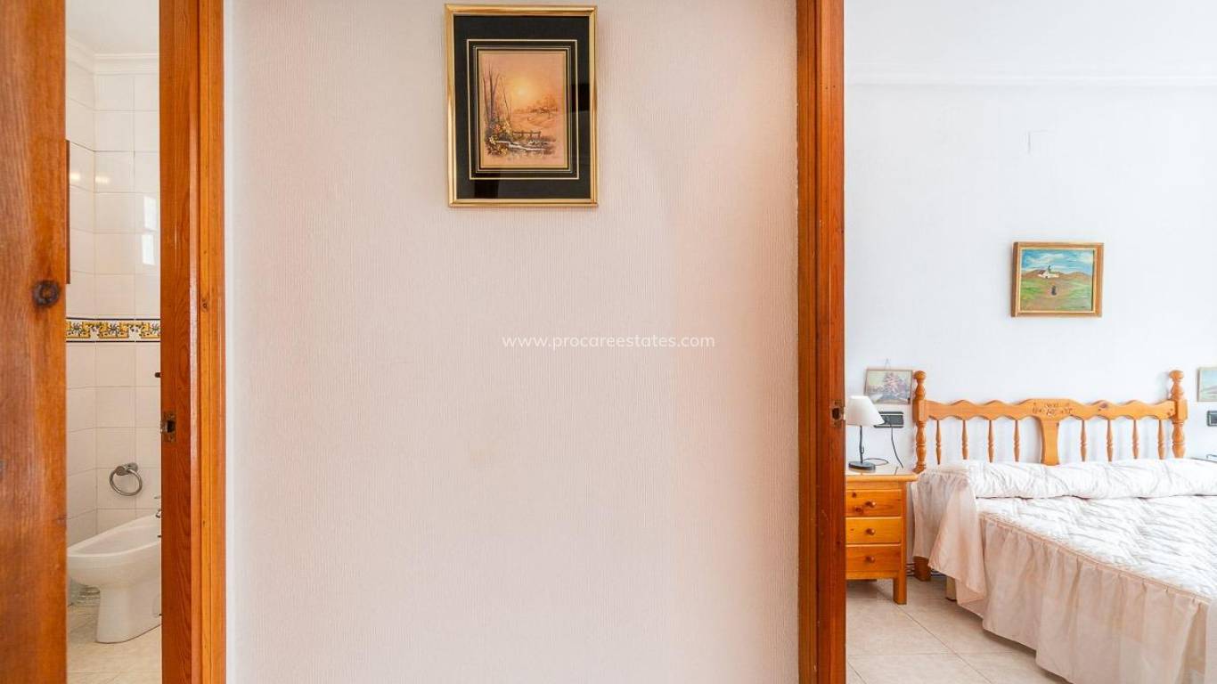 Resale - Apartment - Torrevieja - Cabo Cervera