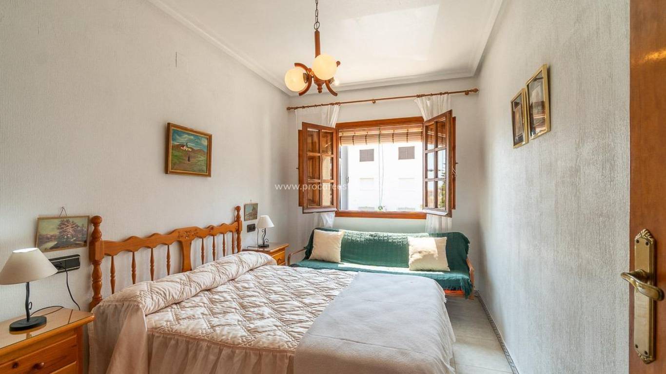 Resale - Apartment - Torrevieja - Cabo Cervera