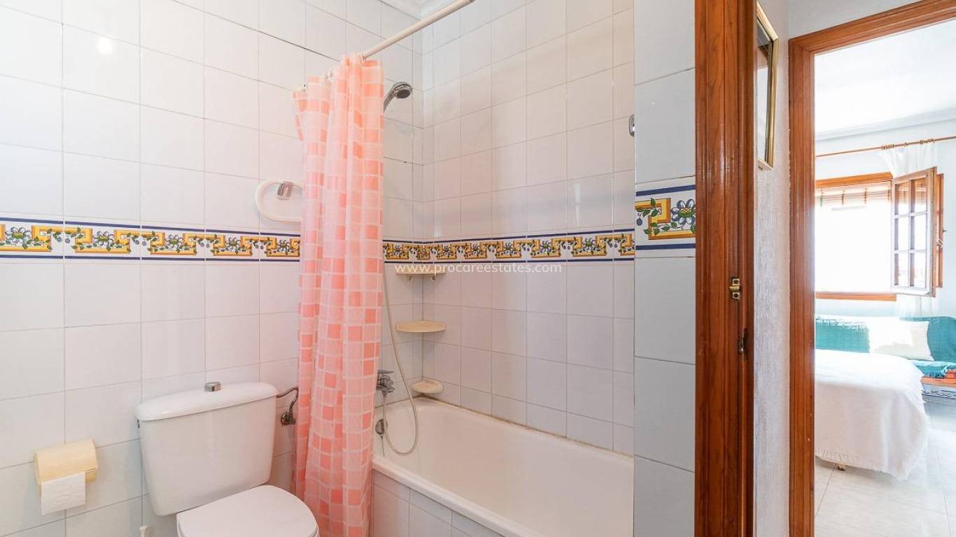 Resale - Apartment - Torrevieja - Cabo Cervera
