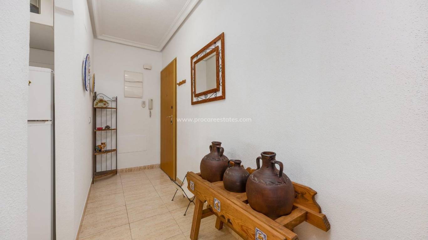 Resale - Apartment - Torrevieja - Cabo Cervera