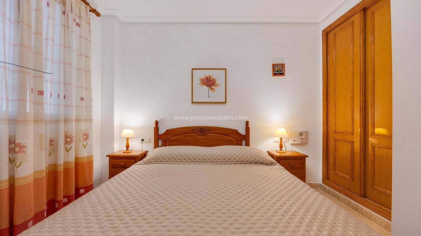 Resale - Apartment - Torrevieja - Cabo Cervera
