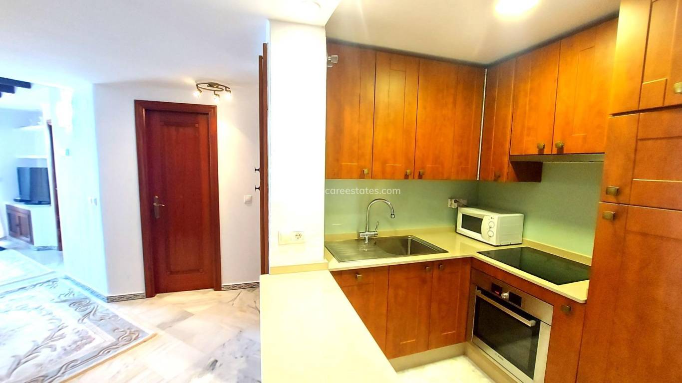 Resale - Apartment - Torrevieja - Carrefour Area