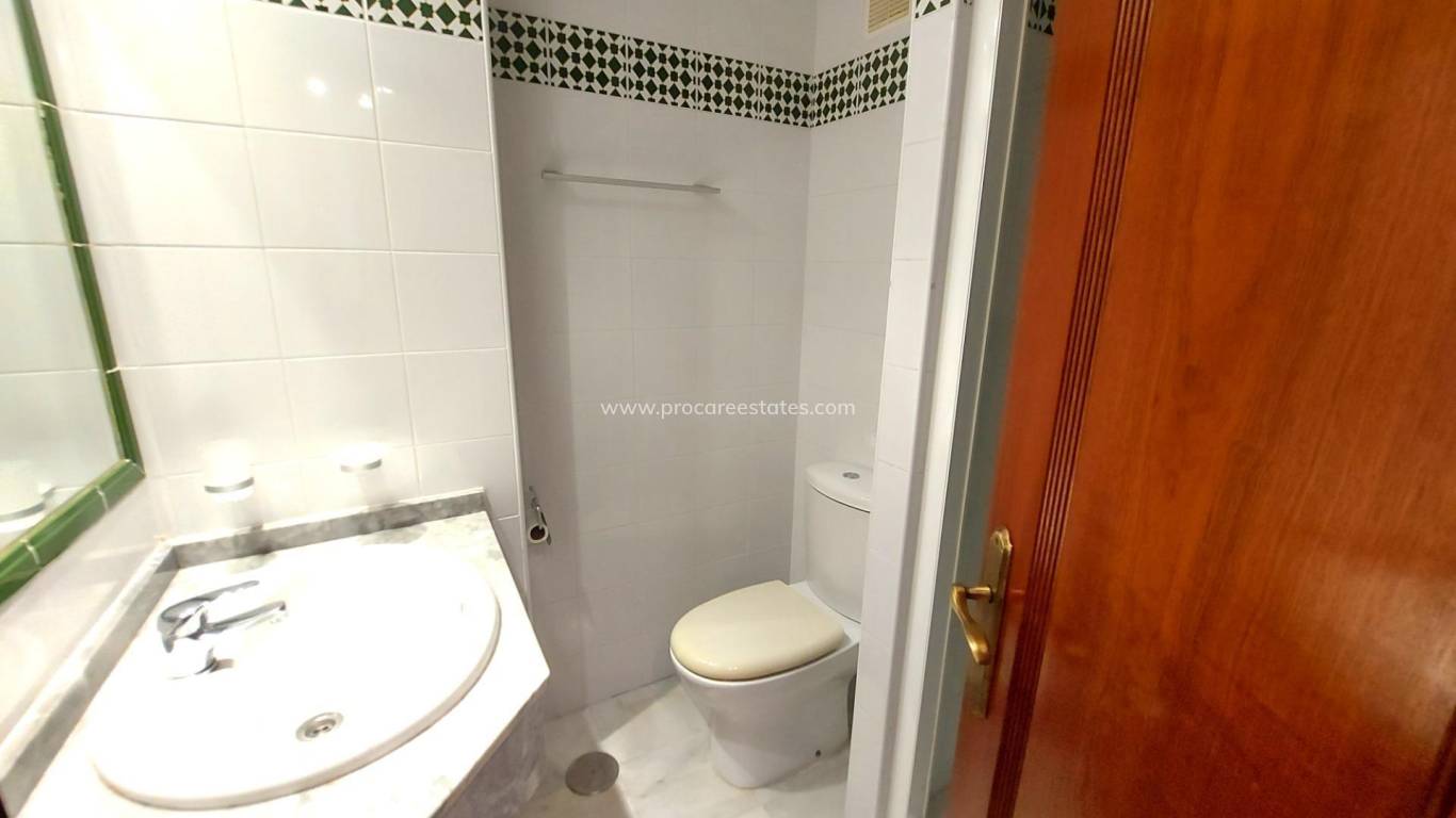 Resale - Apartment - Torrevieja - Carrefour Area