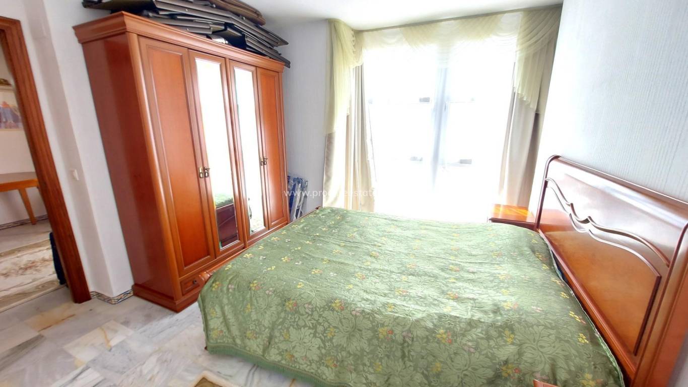 Resale - Apartment - Torrevieja - Carrefour Area