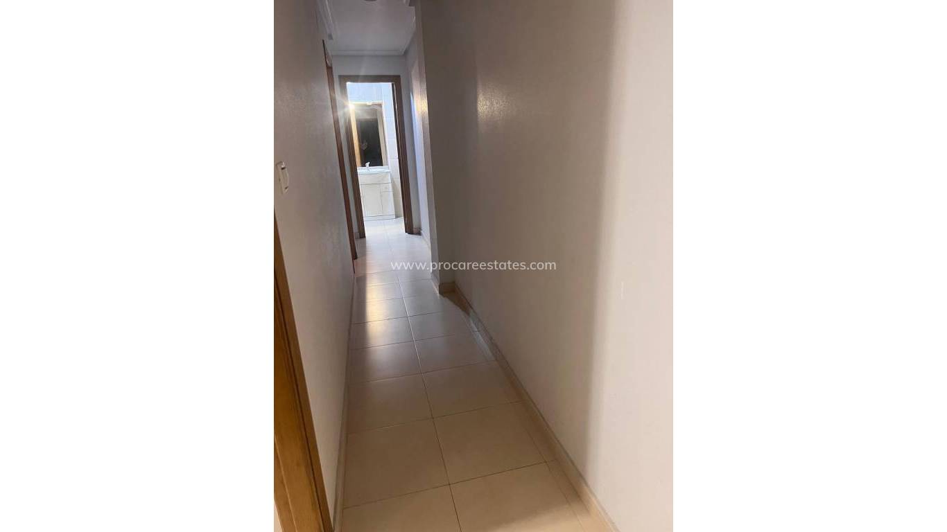 Resale - Apartment - Torrevieja - Carrefour Area