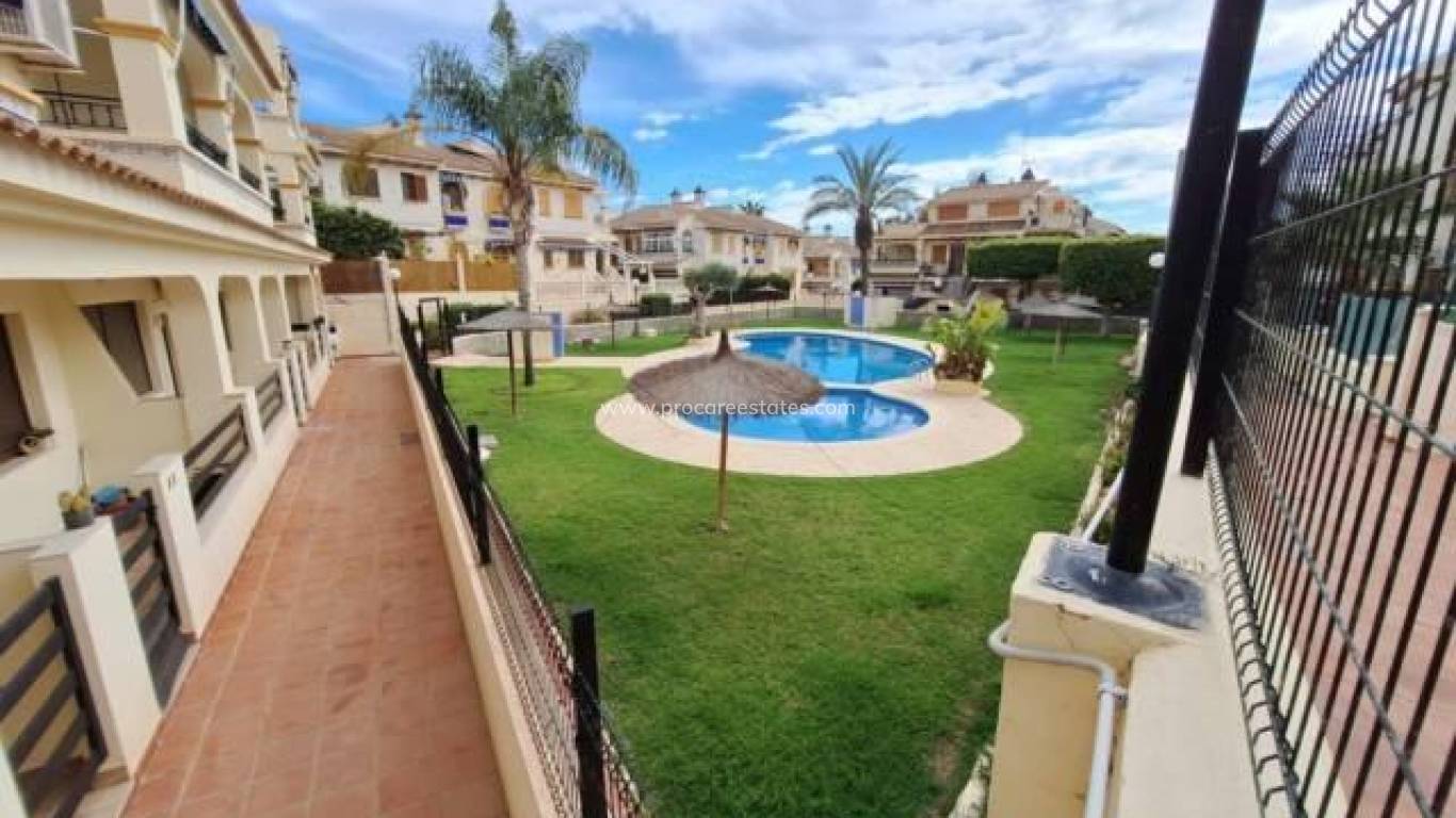 Resale - Apartment - Torrevieja - Carrefour Area
