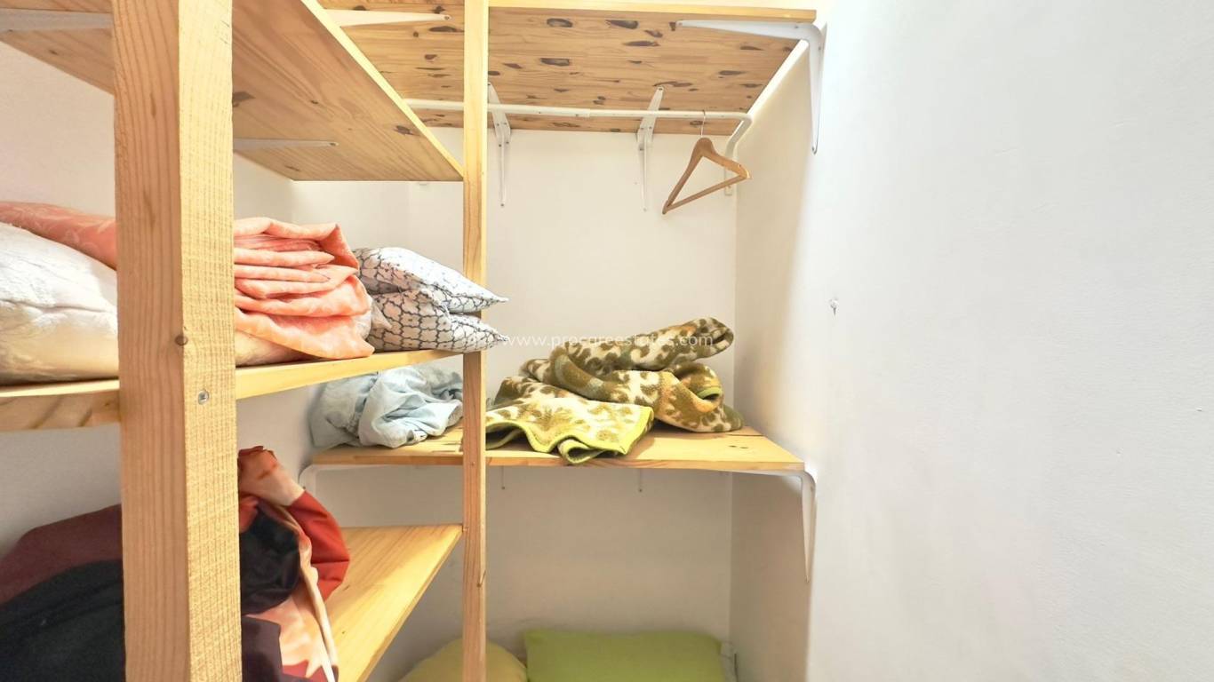 Resale - Apartment - Torrevieja - Carrefour Area