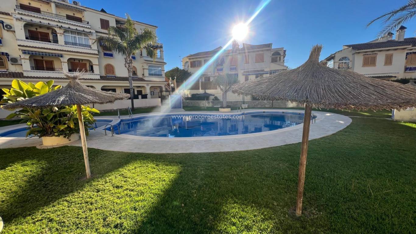 Resale - Apartment - Torrevieja - Carrefour Area