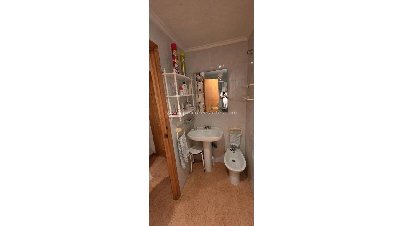 Resale - Apartment - Torrevieja - Carrefour Area
