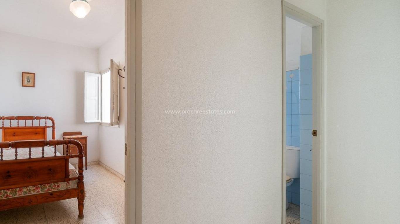 Resale - Apartment - Torrevieja - Carrefour Area