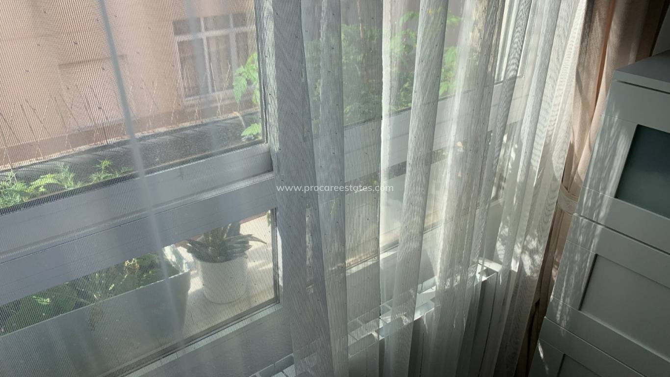 Resale - Apartment - Torrevieja - Centro