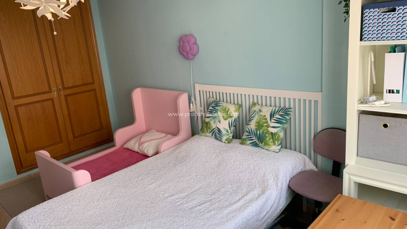 Resale - Apartment - Torrevieja - Centro