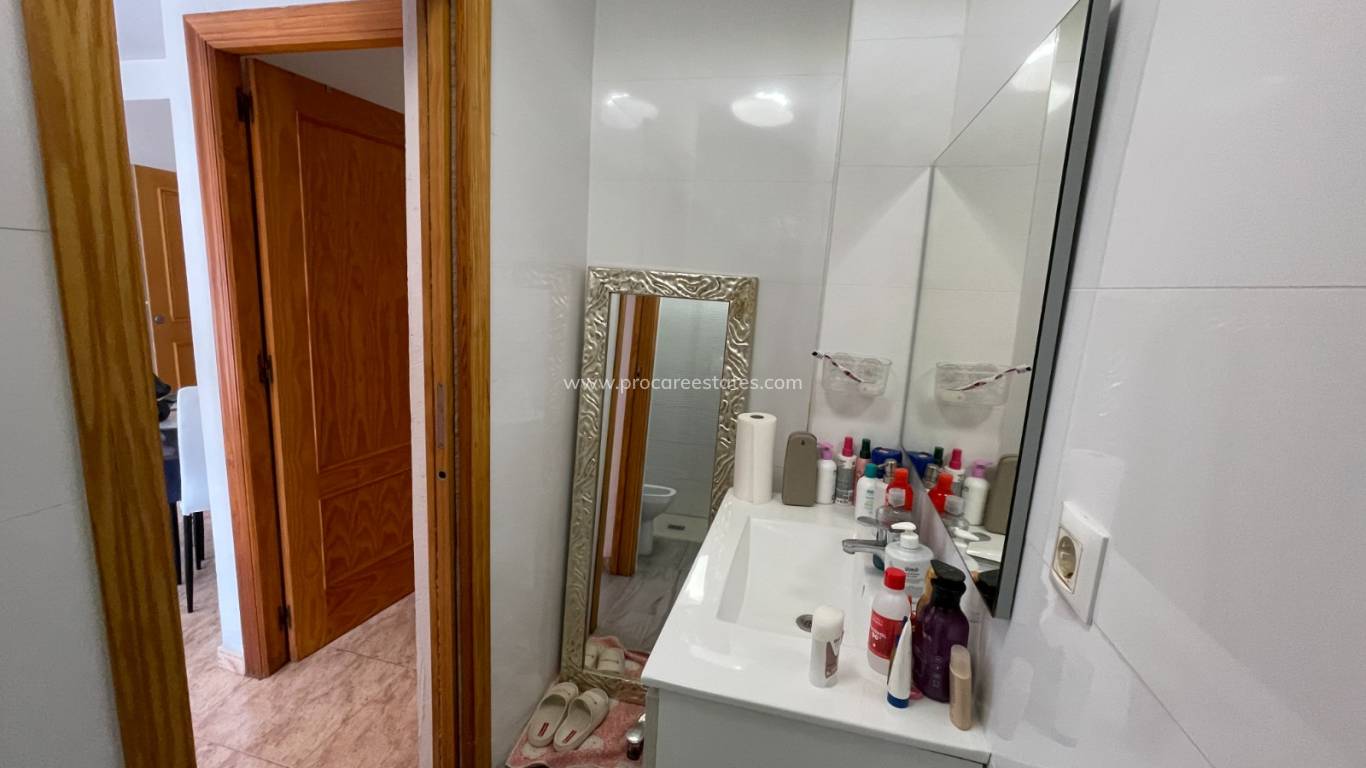 Resale - Apartment - Torrevieja - Comunidad Valenciana
