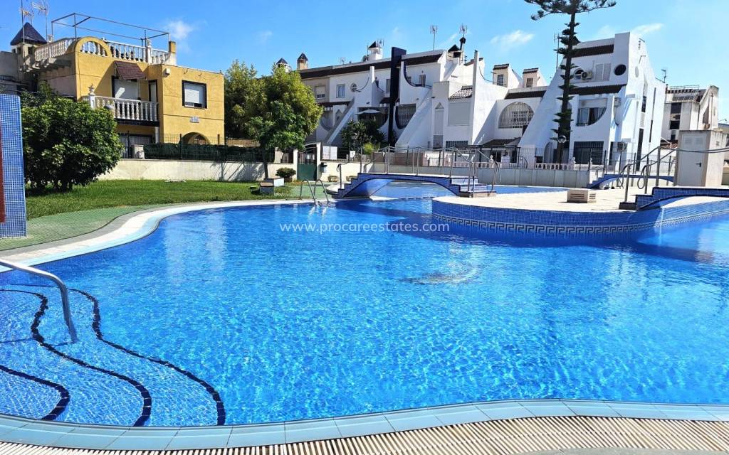 Resale - Apartment - Torrevieja - Doña ines