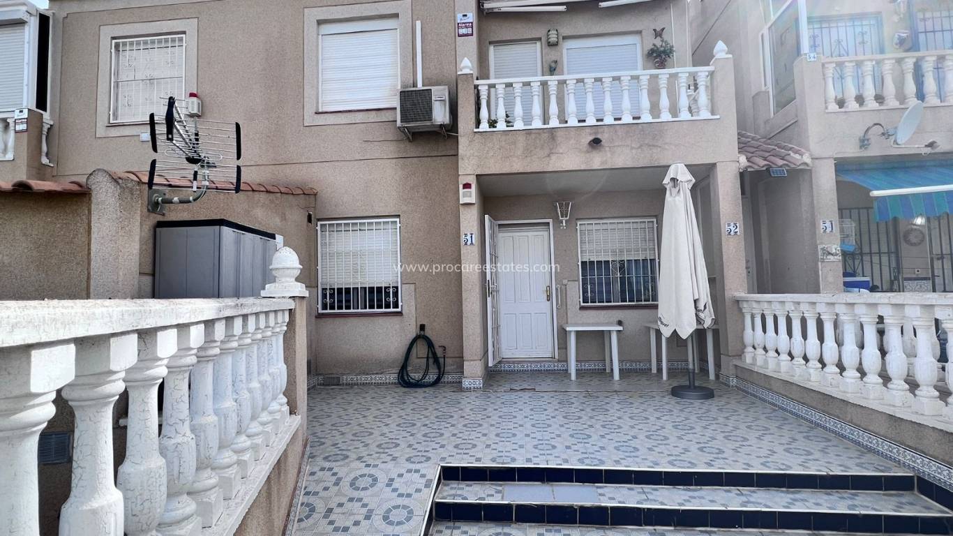 Resale - Apartment - Torrevieja - El Chaparral