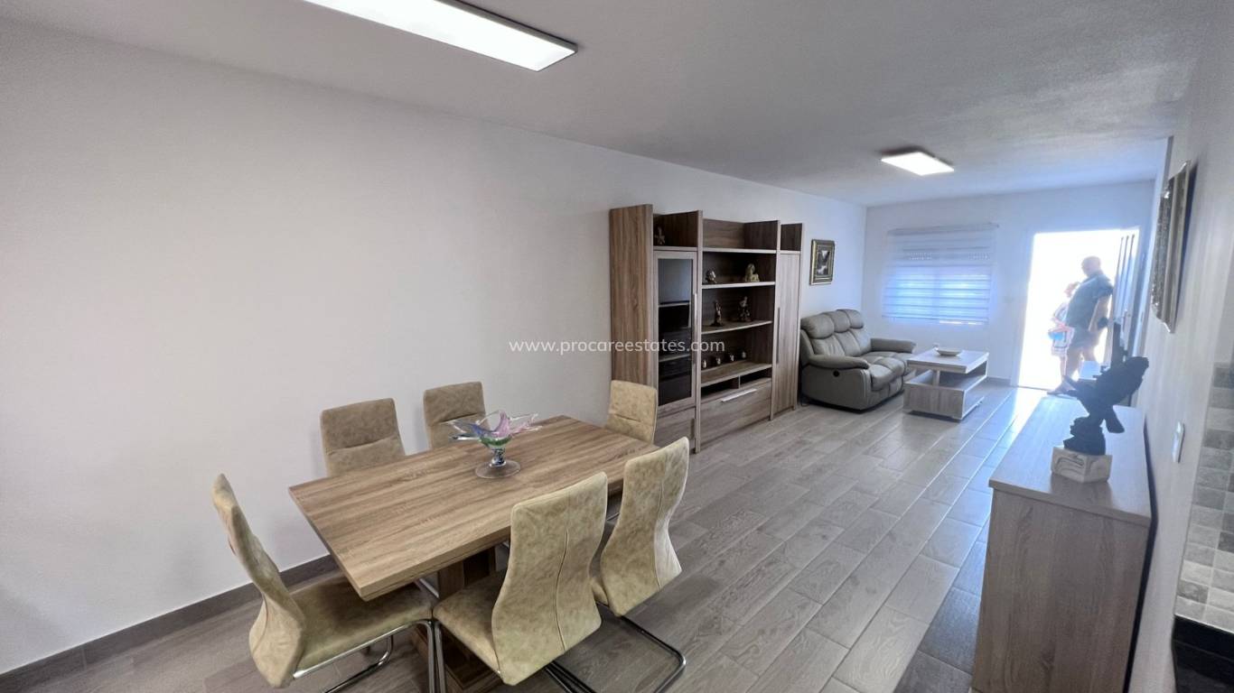 Resale - Apartment - Torrevieja - El Chaparral