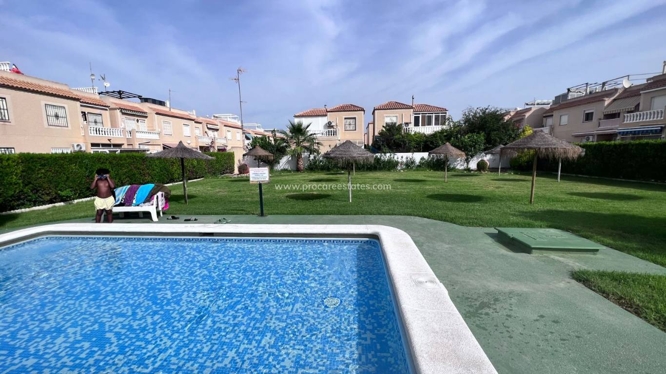 Resale - Apartment - Torrevieja - El Chaparral