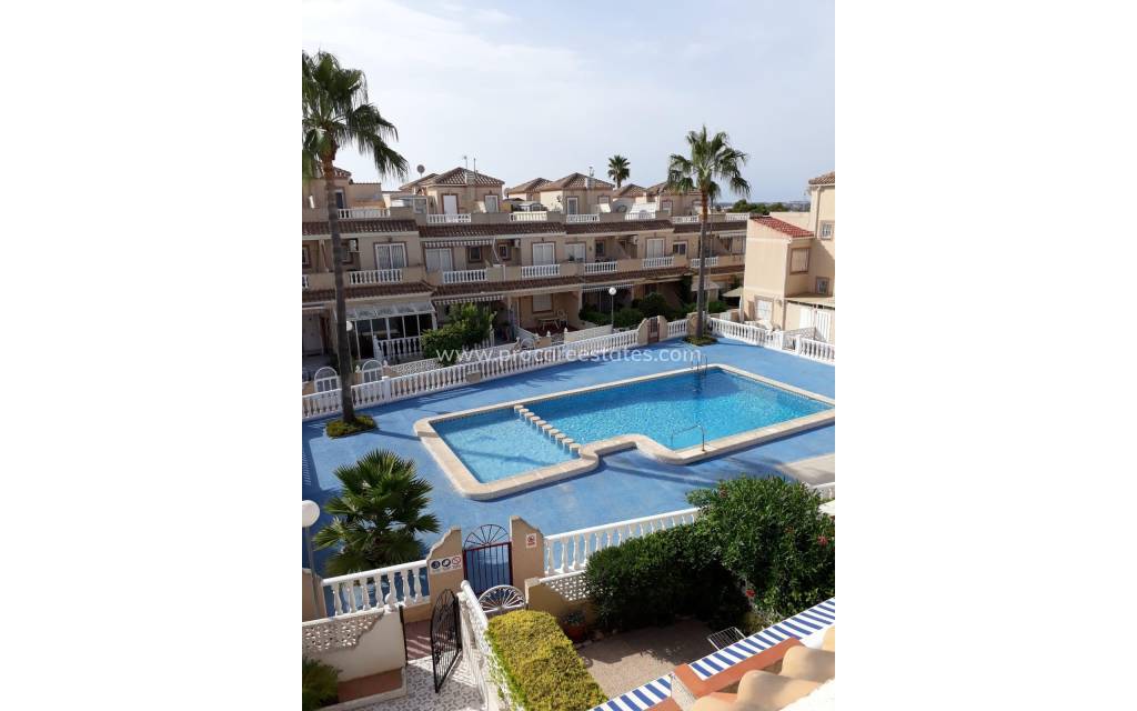 Resale - Apartment - Torrevieja - El Chaparral