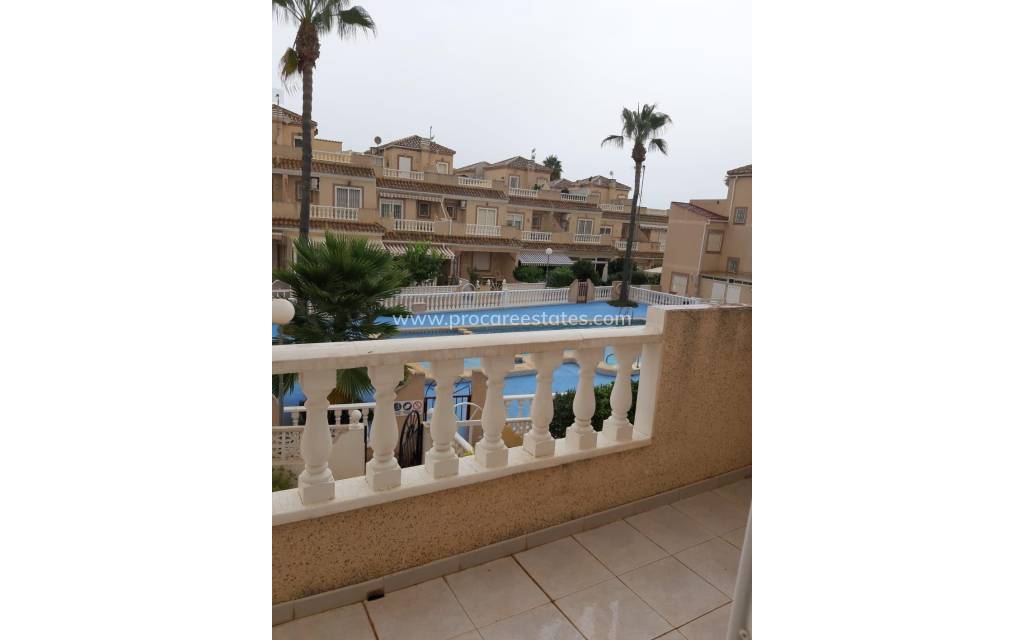 Resale - Apartment - Torrevieja - El Chaparral