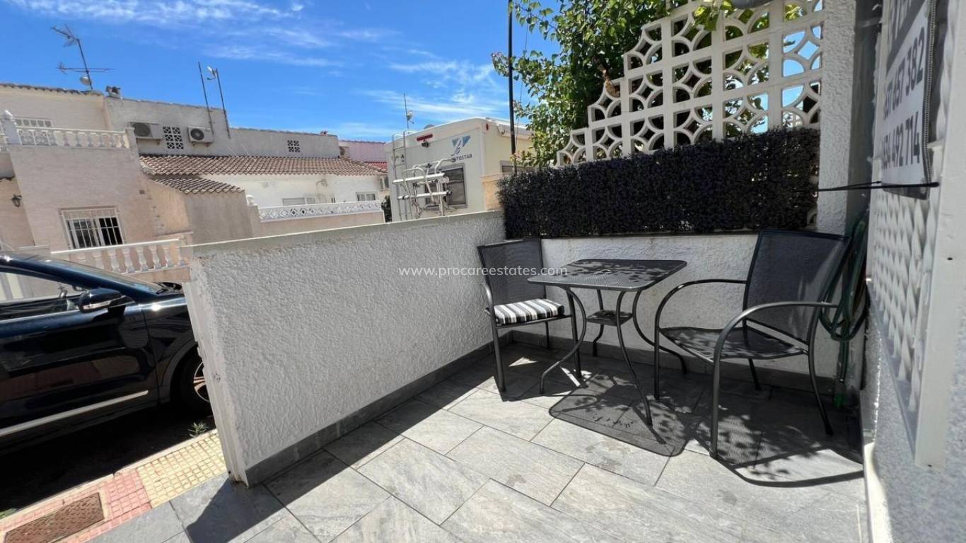 Resale - Apartment - Torrevieja - El Chaparral