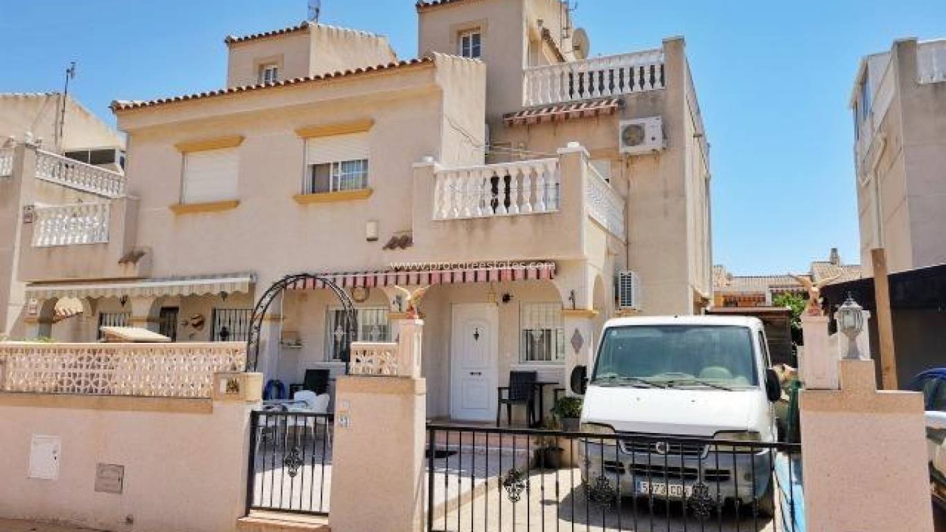 Resale - Apartment - Torrevieja - El Chaparral