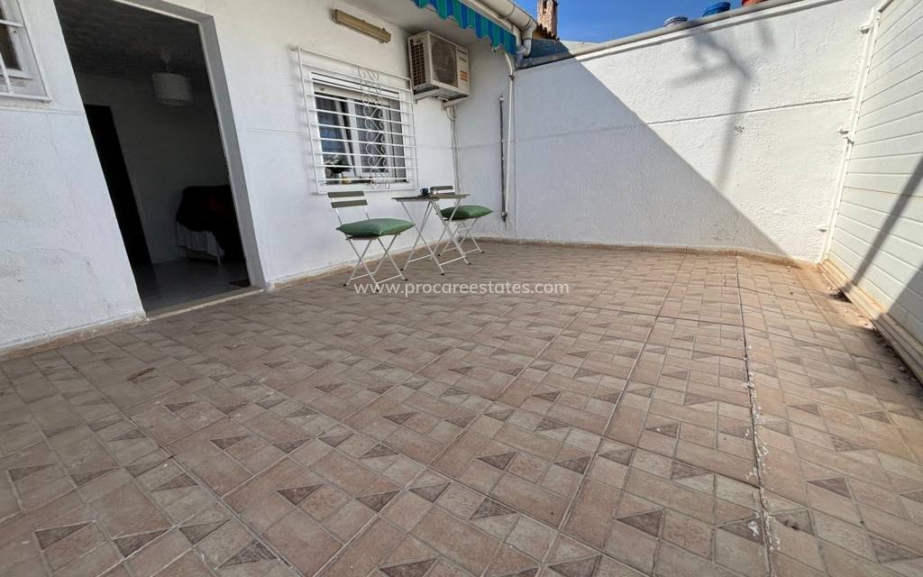 Resale - Apartment - Torrevieja - El Chaparral